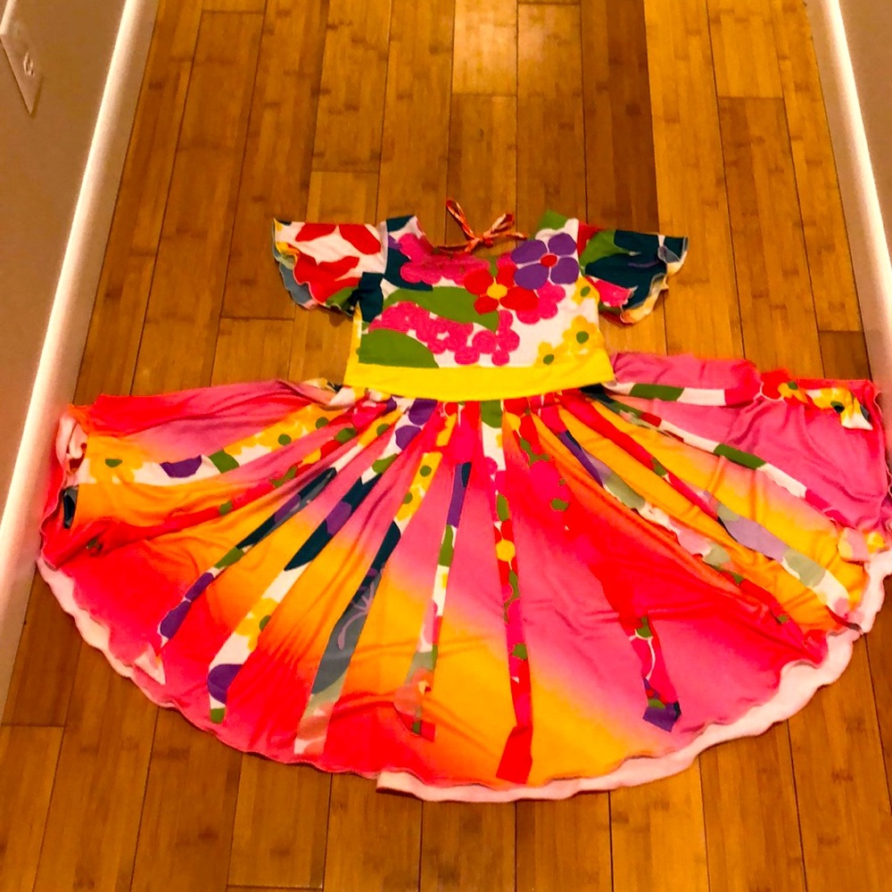 Twirly Girl Dress!